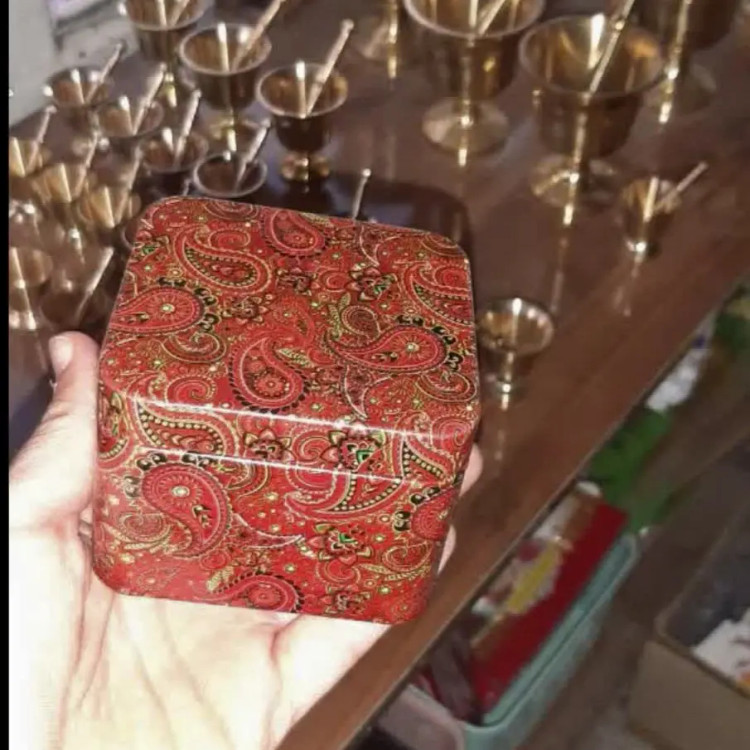 قوطی فلزی طرح خاتم