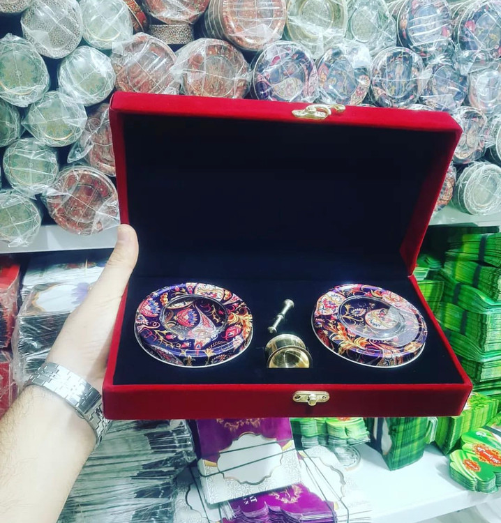 جعبه مخملی قرمز