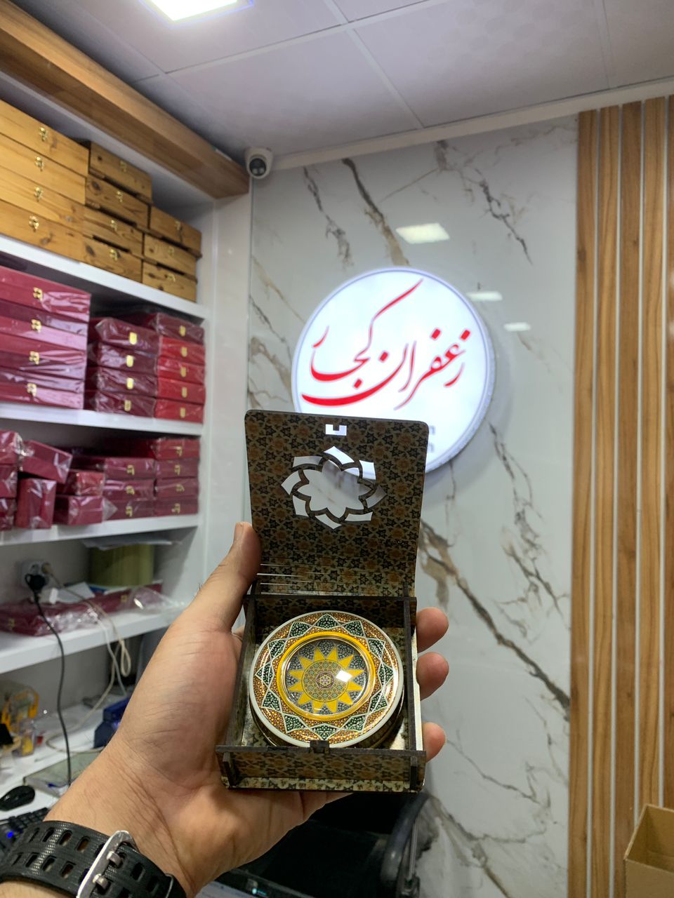 جعبه چوبی زعفران