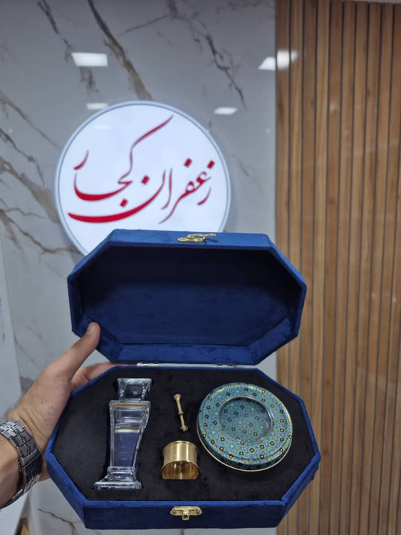 جعبه مخمل آبی زعفران