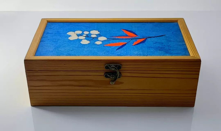 جعبه چوبی خالی